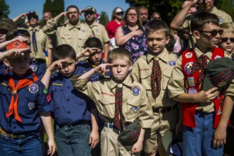 can boys join girl scouts